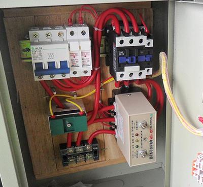 【批发 断相与相序 电机 水泵综合保护控制电箱5.5K25W~7.5KW】价格_厂家_图片 -